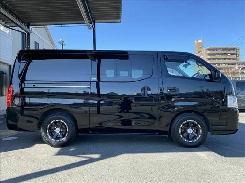 NV350 CARAVAN