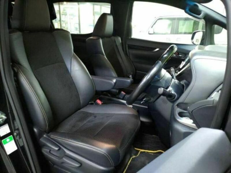 VELLFIRE-20