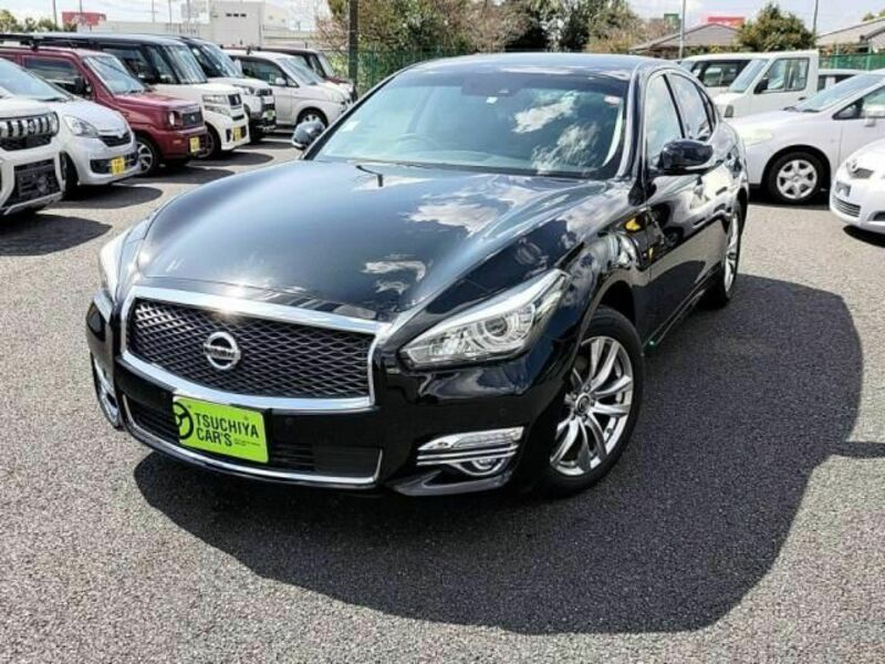 NISSAN　FUGA