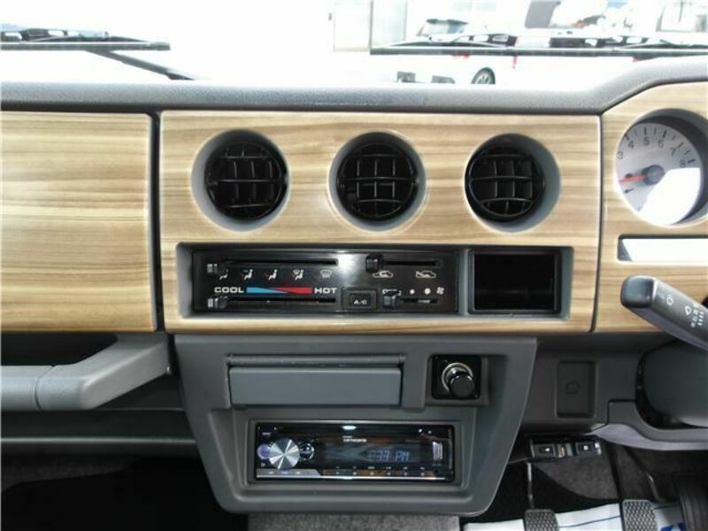 JIMNY-29