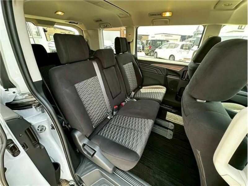 DELICA D5
