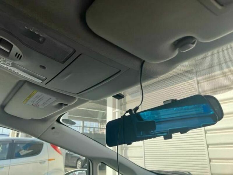 PRIUS-7
