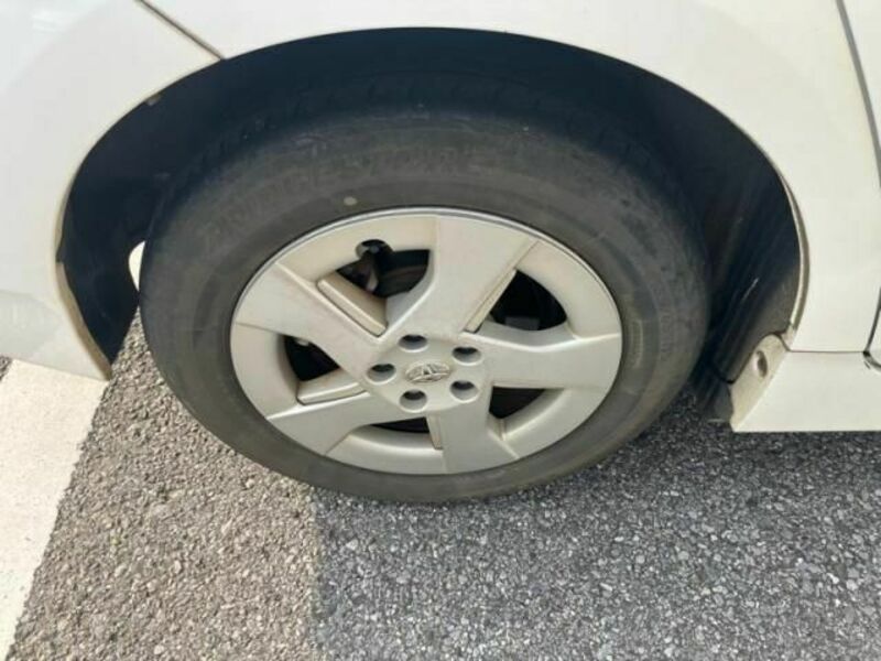 PRIUS-12