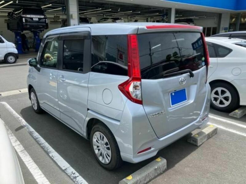 ROOMY-5