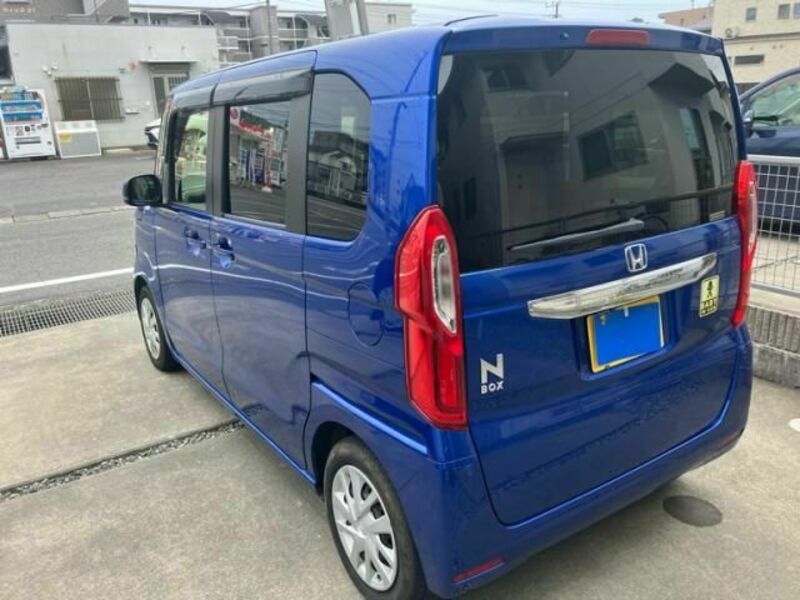 N BOX