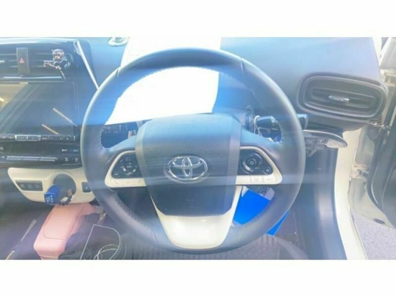 PRIUS-18