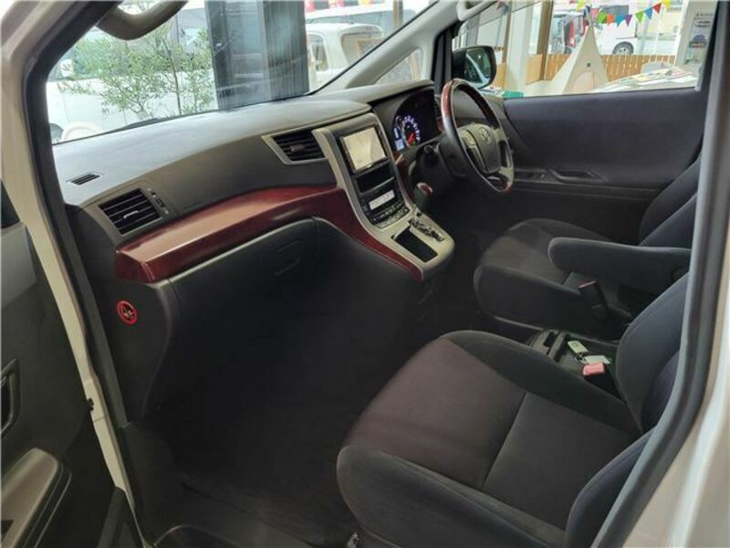 VELLFIRE-3