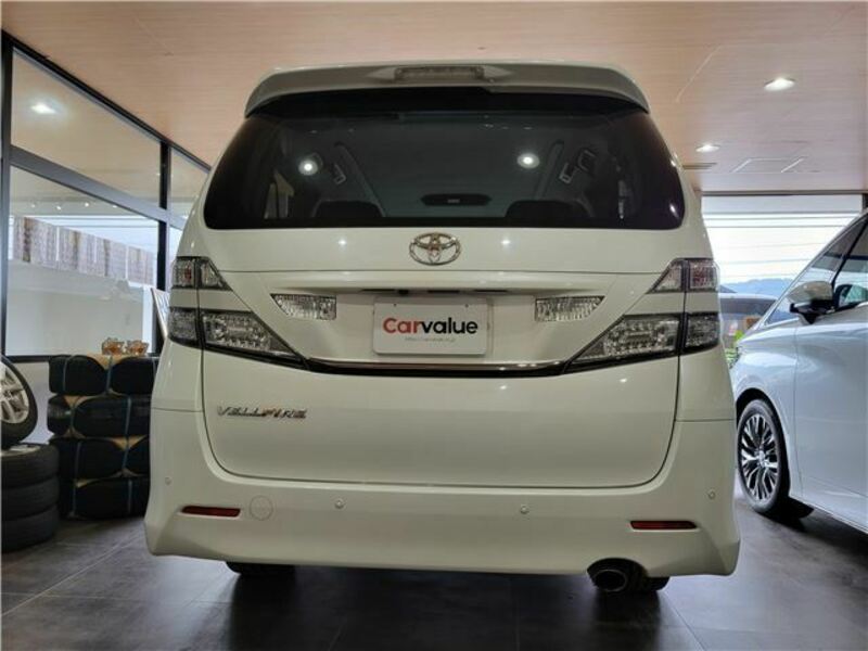 VELLFIRE-17