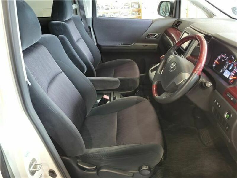 VELLFIRE-23