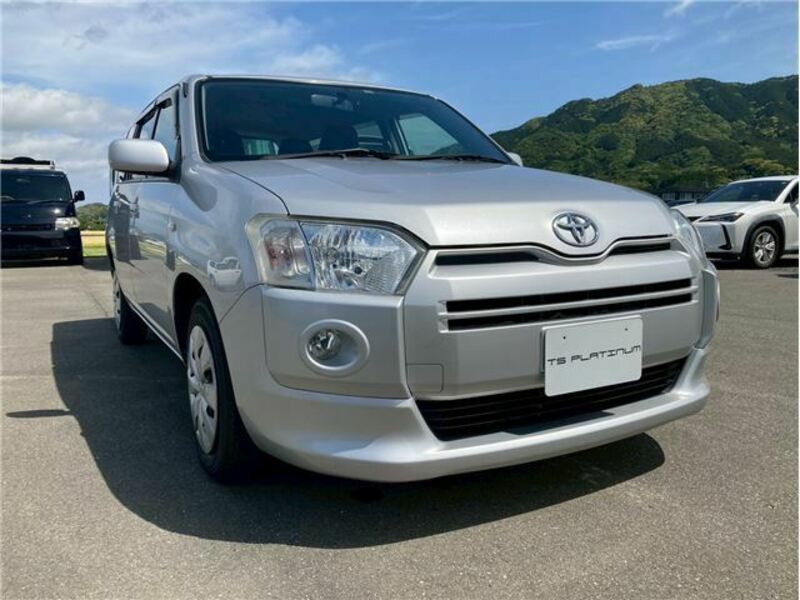 TOYOTA SUCCEED