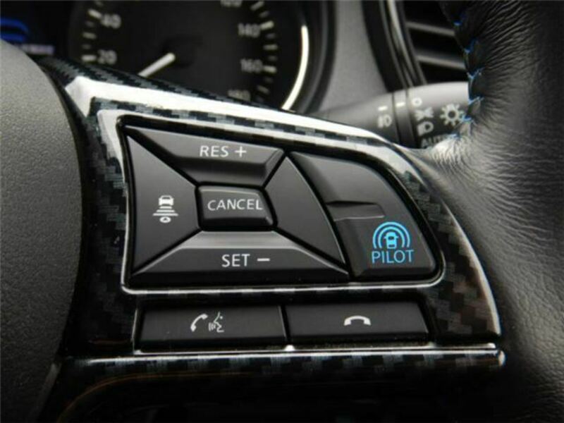 X-TRAIL-9