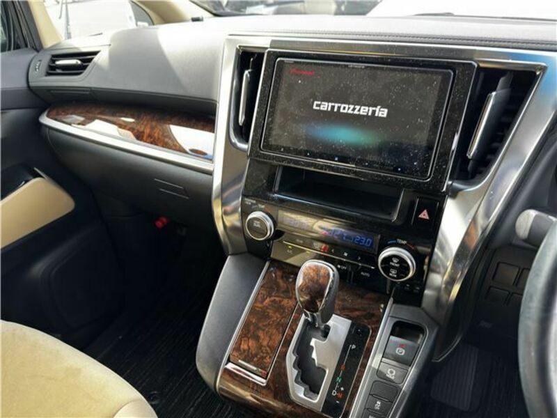 ALPHARD-7