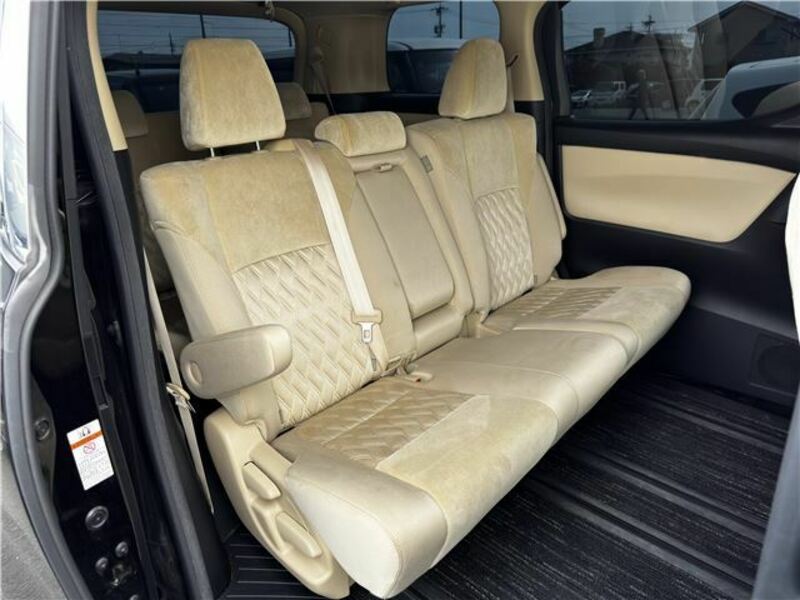 ALPHARD-15