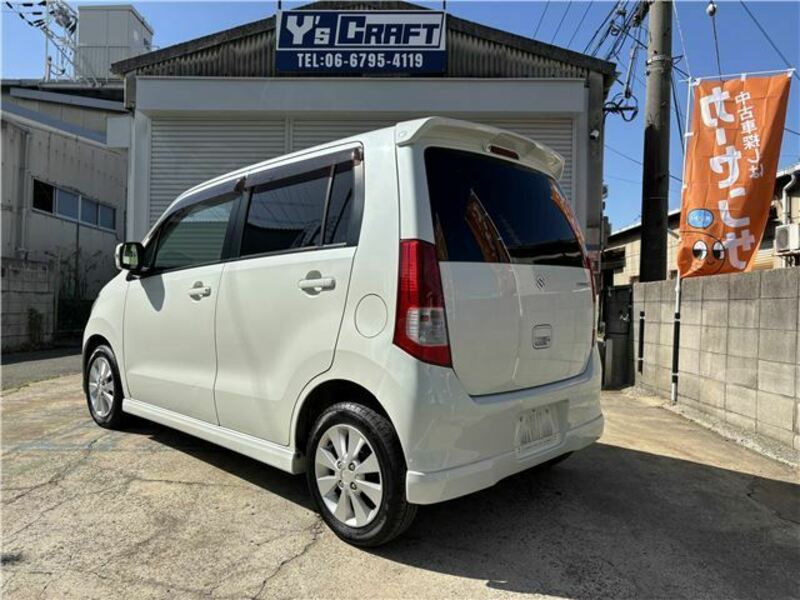 WAGON R