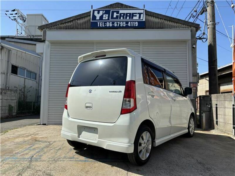 WAGON R
