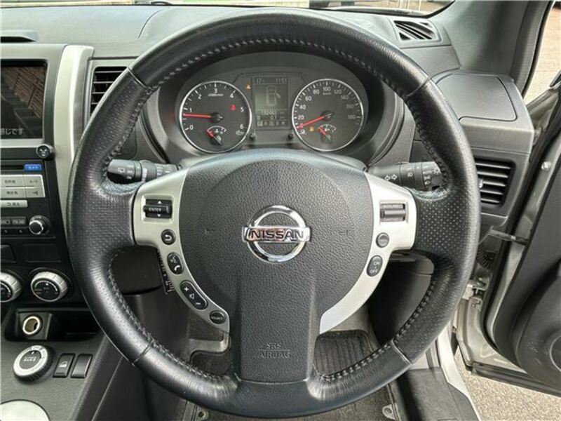 X-TRAIL-18