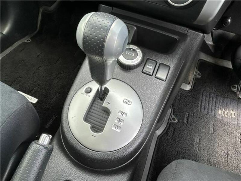 X-TRAIL-19