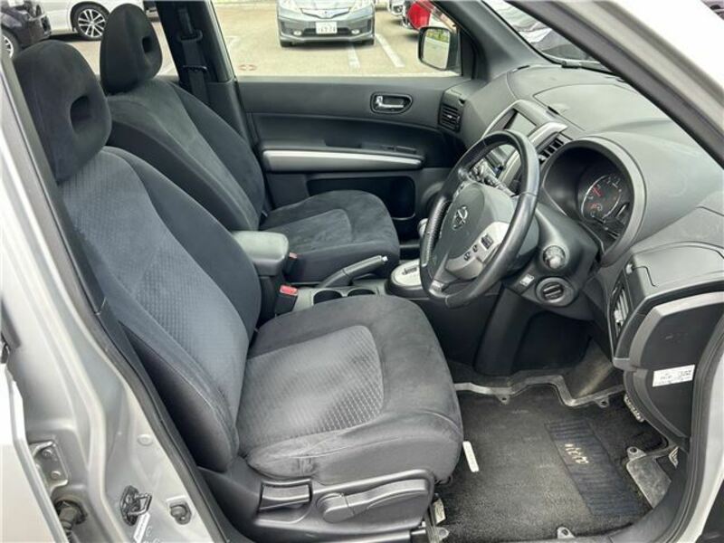 X-TRAIL-24