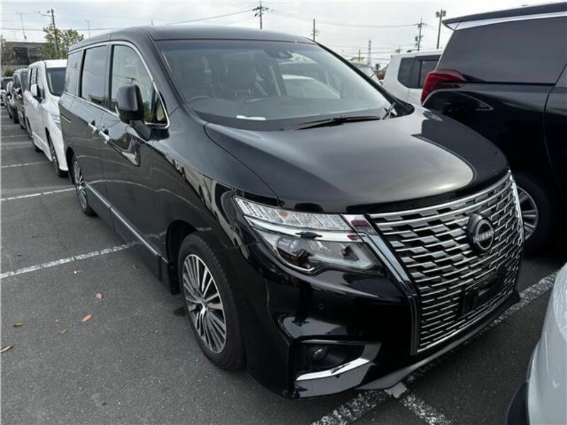 NISSAN　ELGRAND