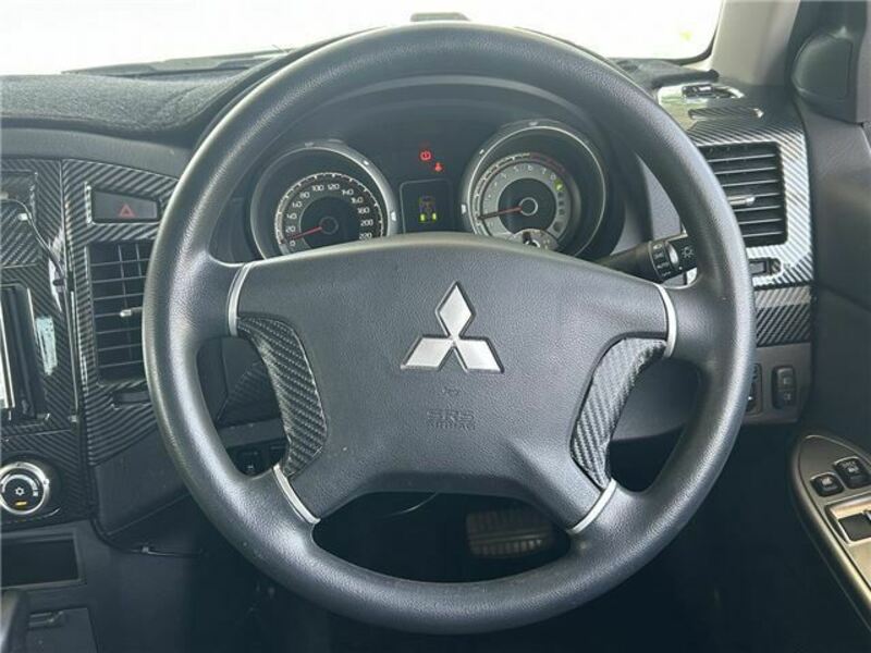 PAJERO-5