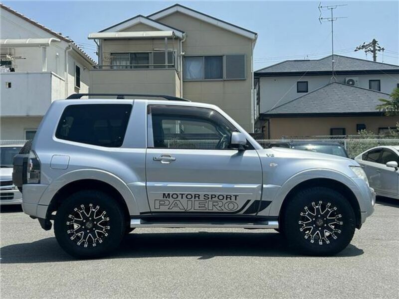 PAJERO-35