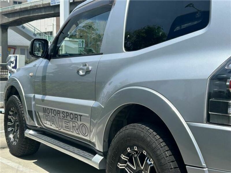 PAJERO-43