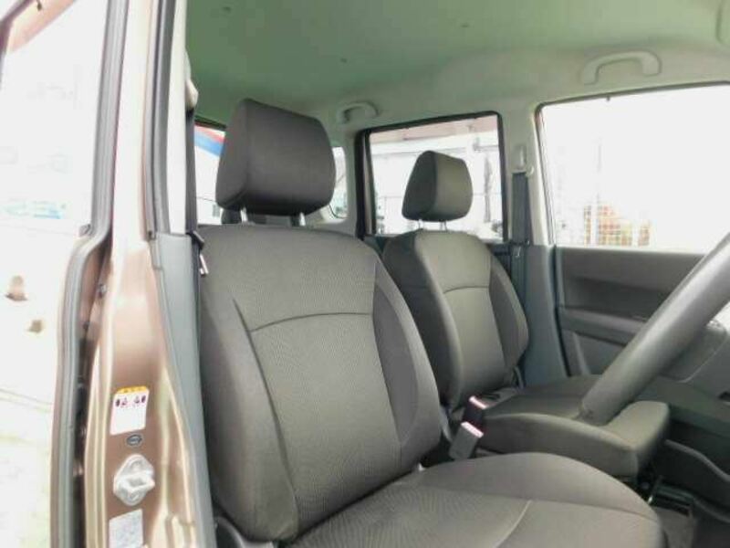 DELICA D2