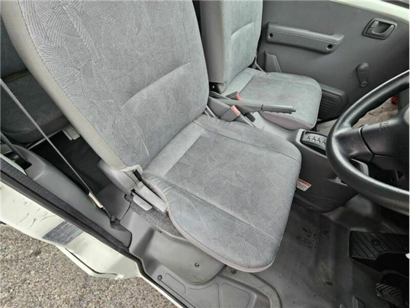 MINICAB VAN