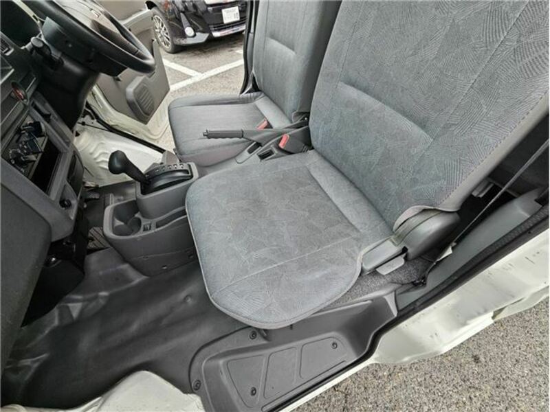 MINICAB VAN