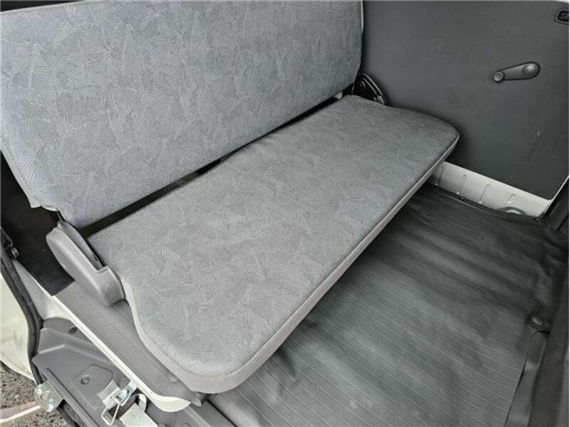 MINICAB VAN