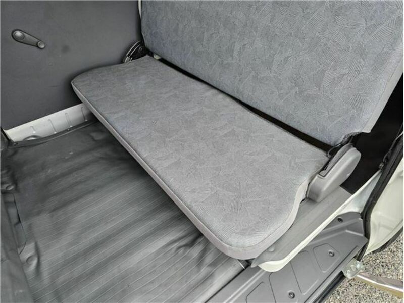 MINICAB VAN