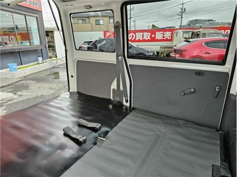 MINICAB VAN