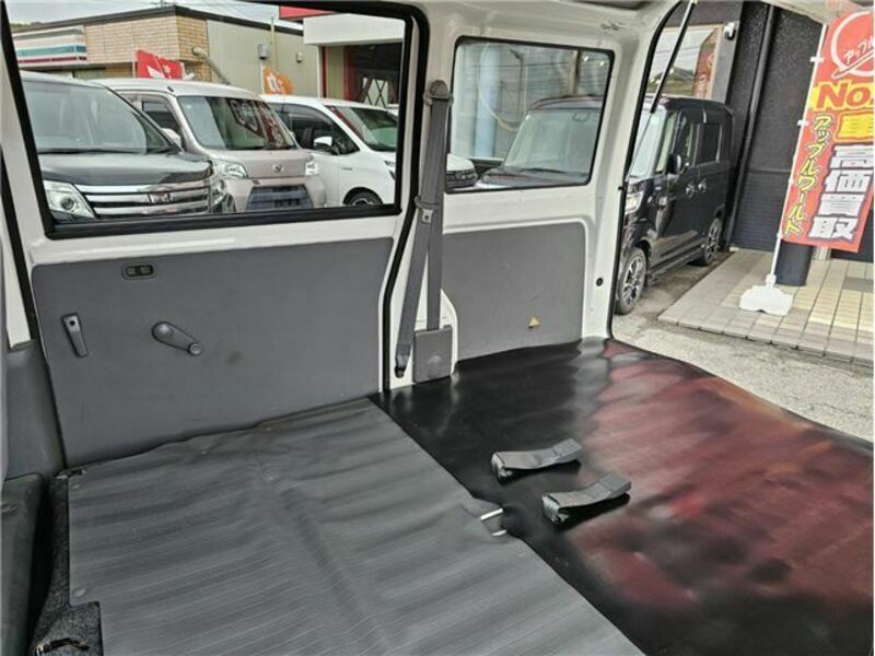 MINICAB VAN