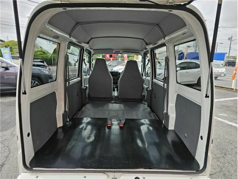 MINICAB VAN