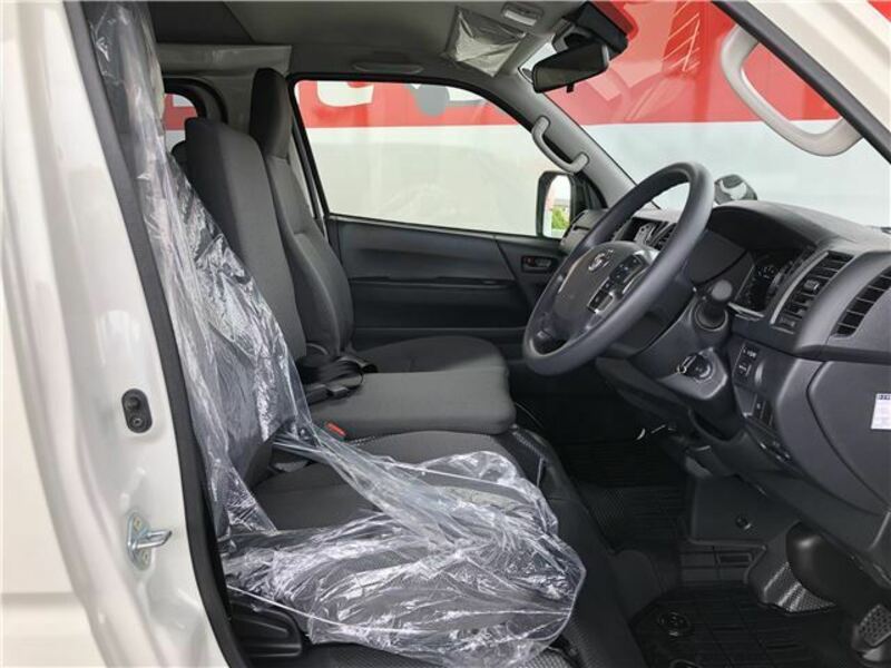 HIACE-5