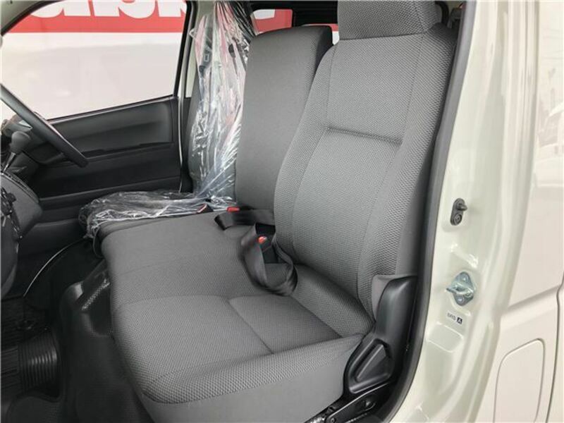 HIACE-8
