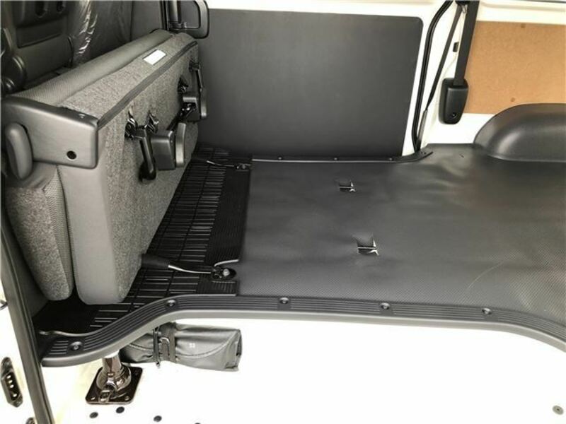 HIACE-24
