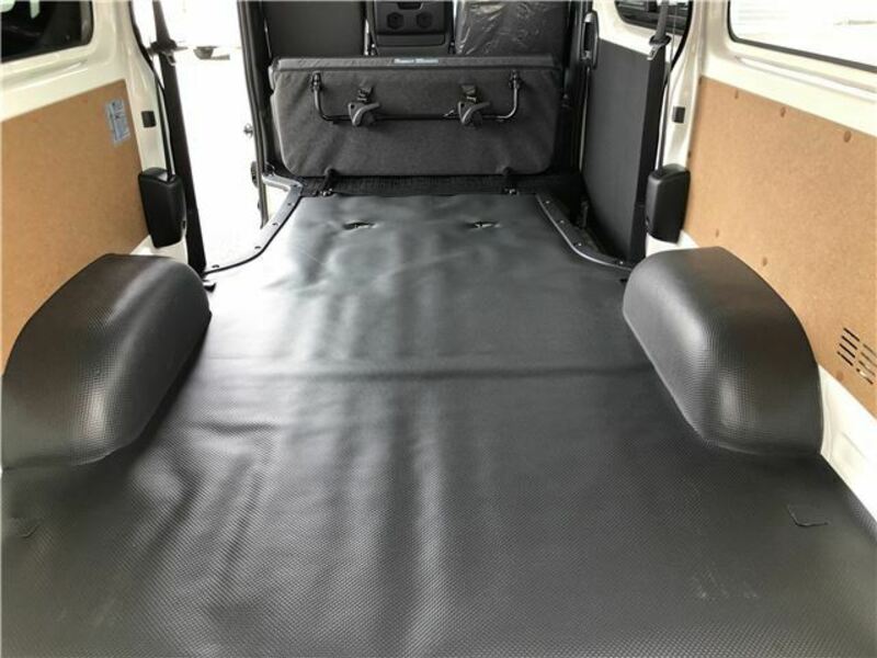 HIACE-25