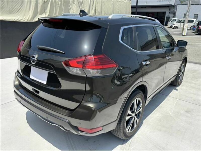 X-TRAIL-11