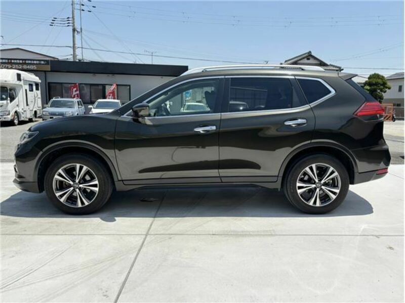 X-TRAIL-16