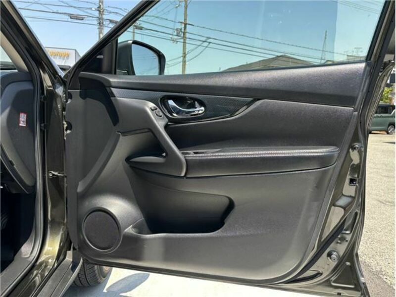 X-TRAIL-46