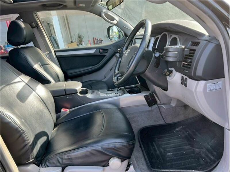 HILUX SURF