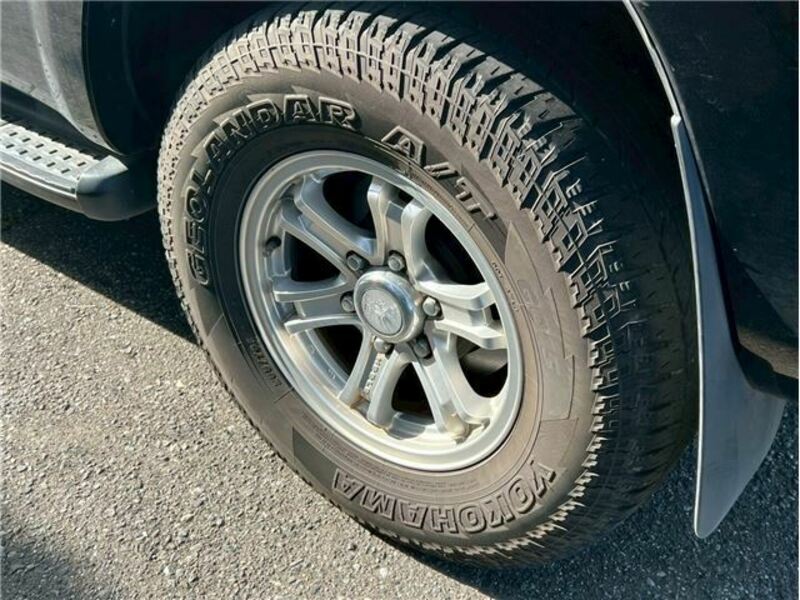 HILUX SURF
