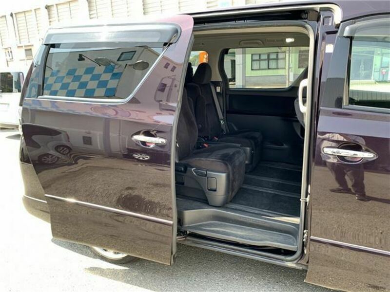 VELLFIRE-19