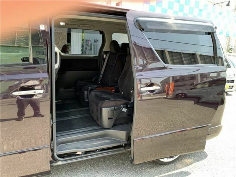 VELLFIRE-31
