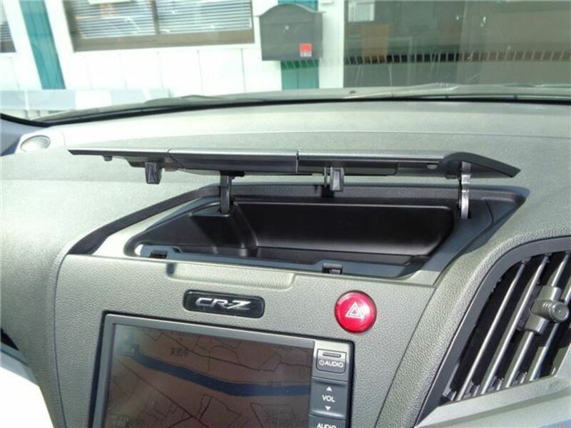 CR-Z-16