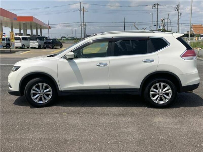 X-TRAIL-9