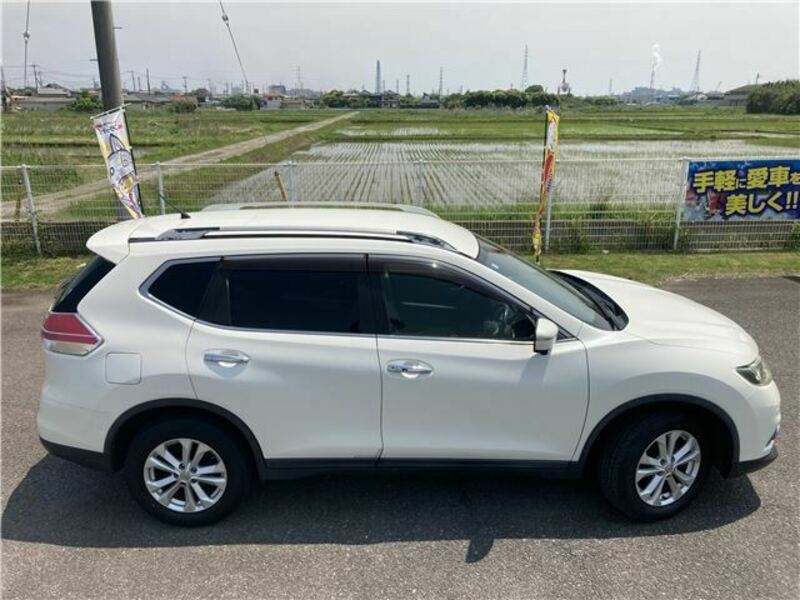 X-TRAIL-17