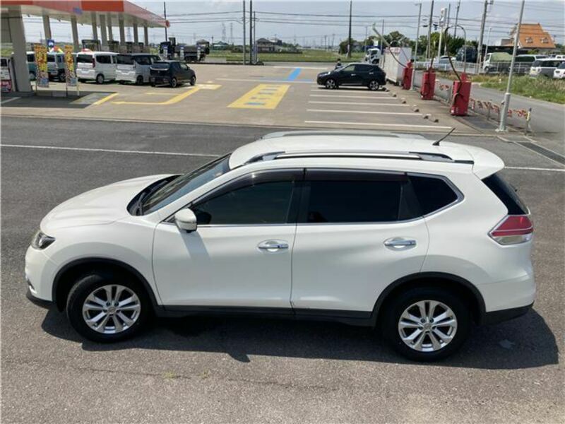 X-TRAIL-18