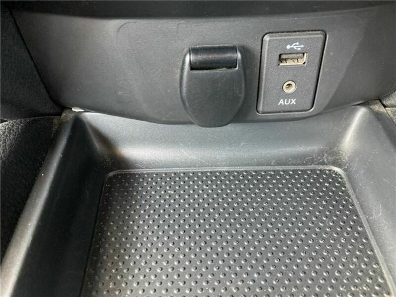 X-TRAIL-42